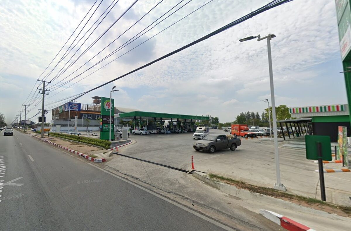 Land for sale in Khlong Luang with tenant, Pathum Thani Province