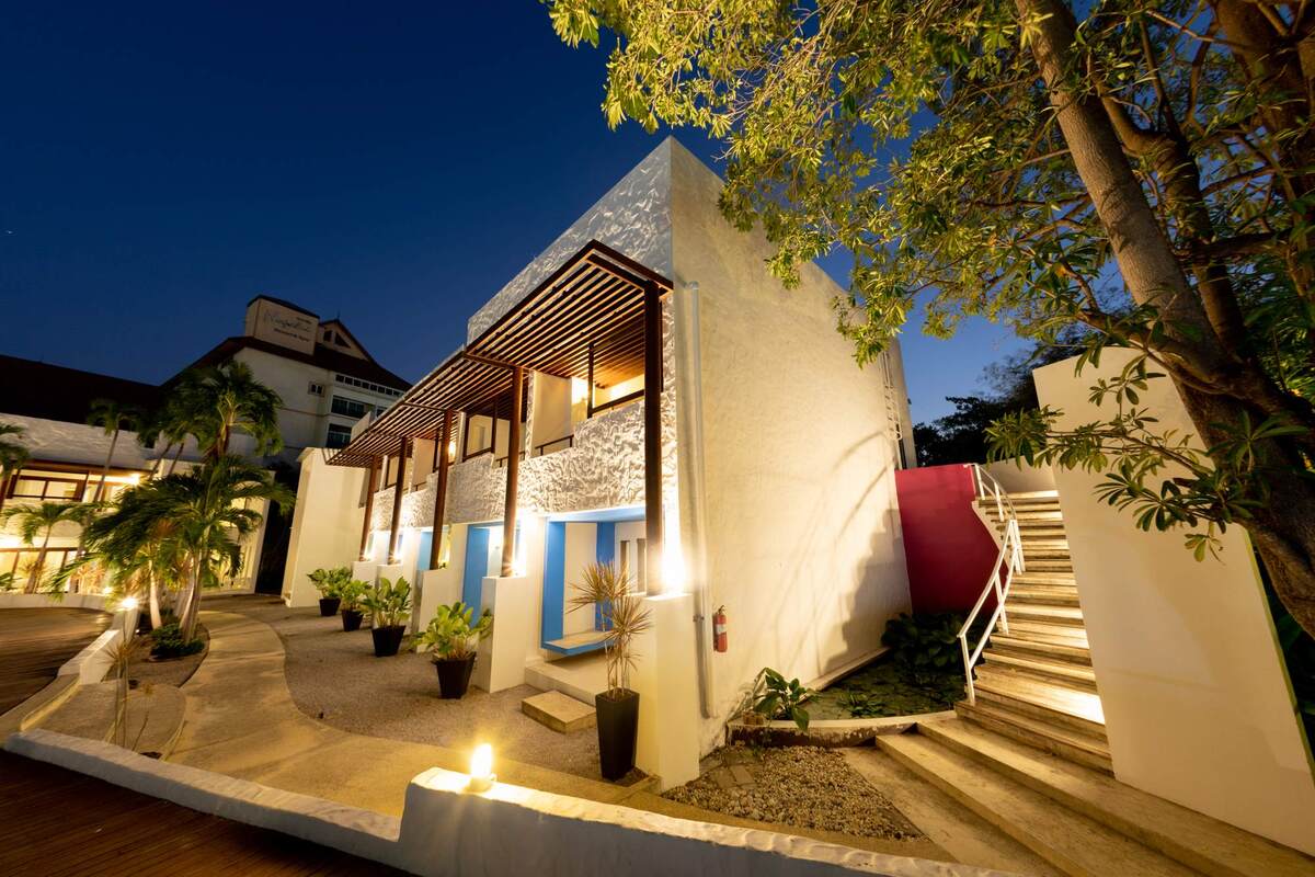 ขายที่ดินพร้อมโรงแรมเขาตะเกียบ หัวหิน