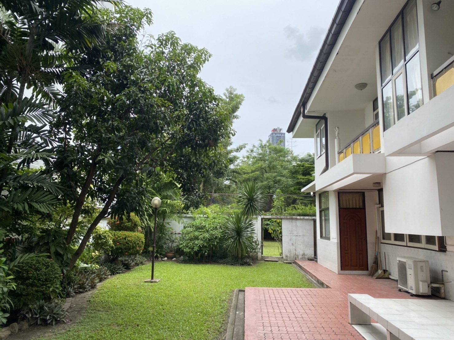 ขายที่ดินซอยทองหล่อ 25