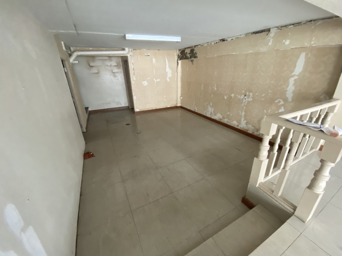 ซอยร่วมฤดี