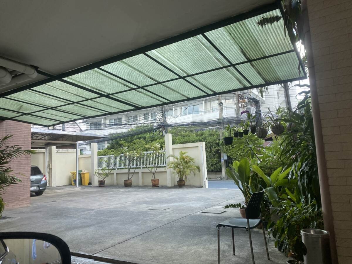 ขายตึกอพาร์ทเมนท์ซอยทองหล่อ 20