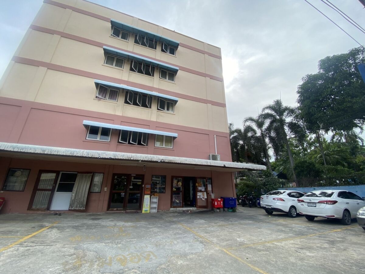 ขายตึกอพาร์ทเมนท์ซอยสุขุมวิท 101/1 (วชิรธรรมสาทิต 36)