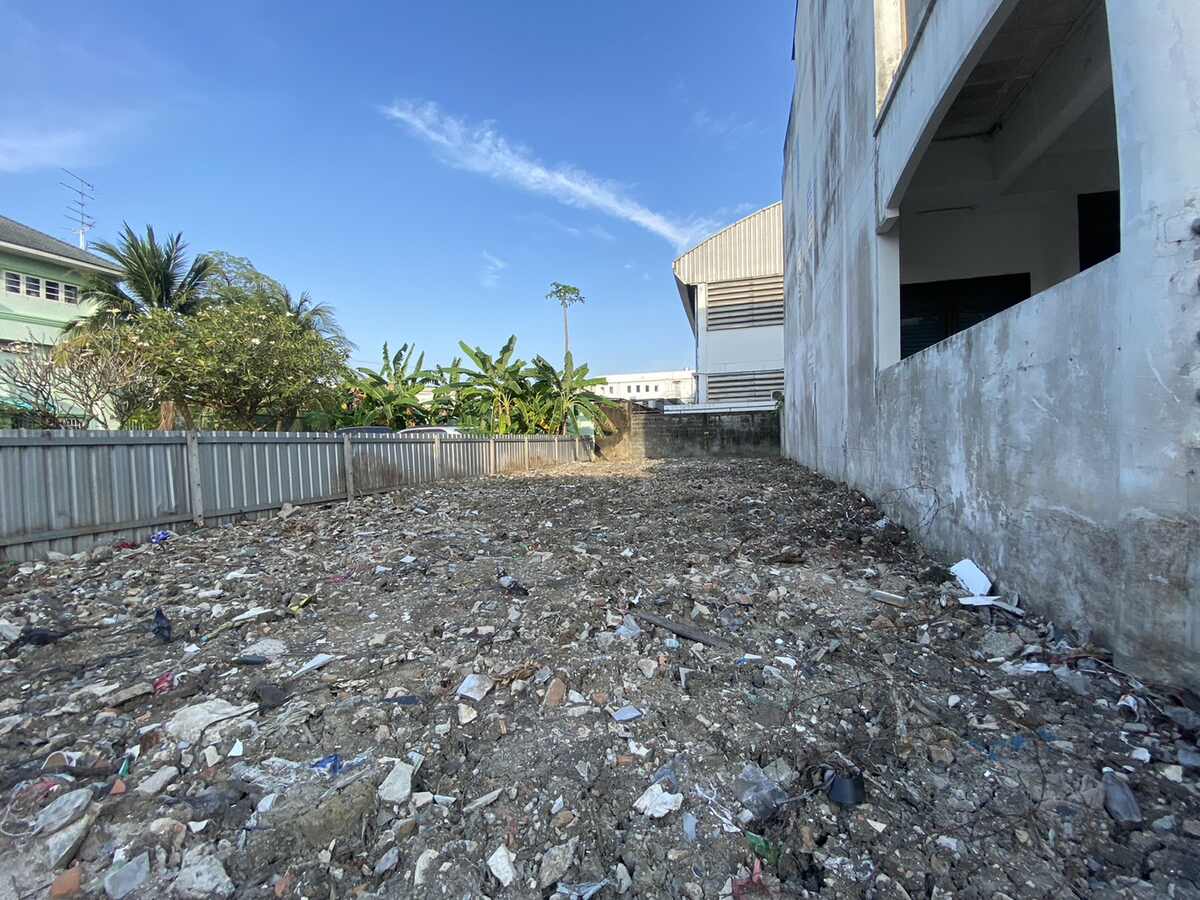 ขายที่ดินซอยลาดพร้าว 110 เนื้อที่ 50 ตร.ว.