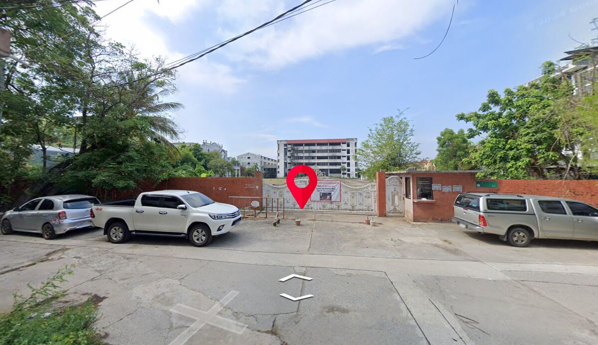 ขายโรงงานและสำนักงาน ถนนเพชรเกษม 7-0-89.7 ไร่