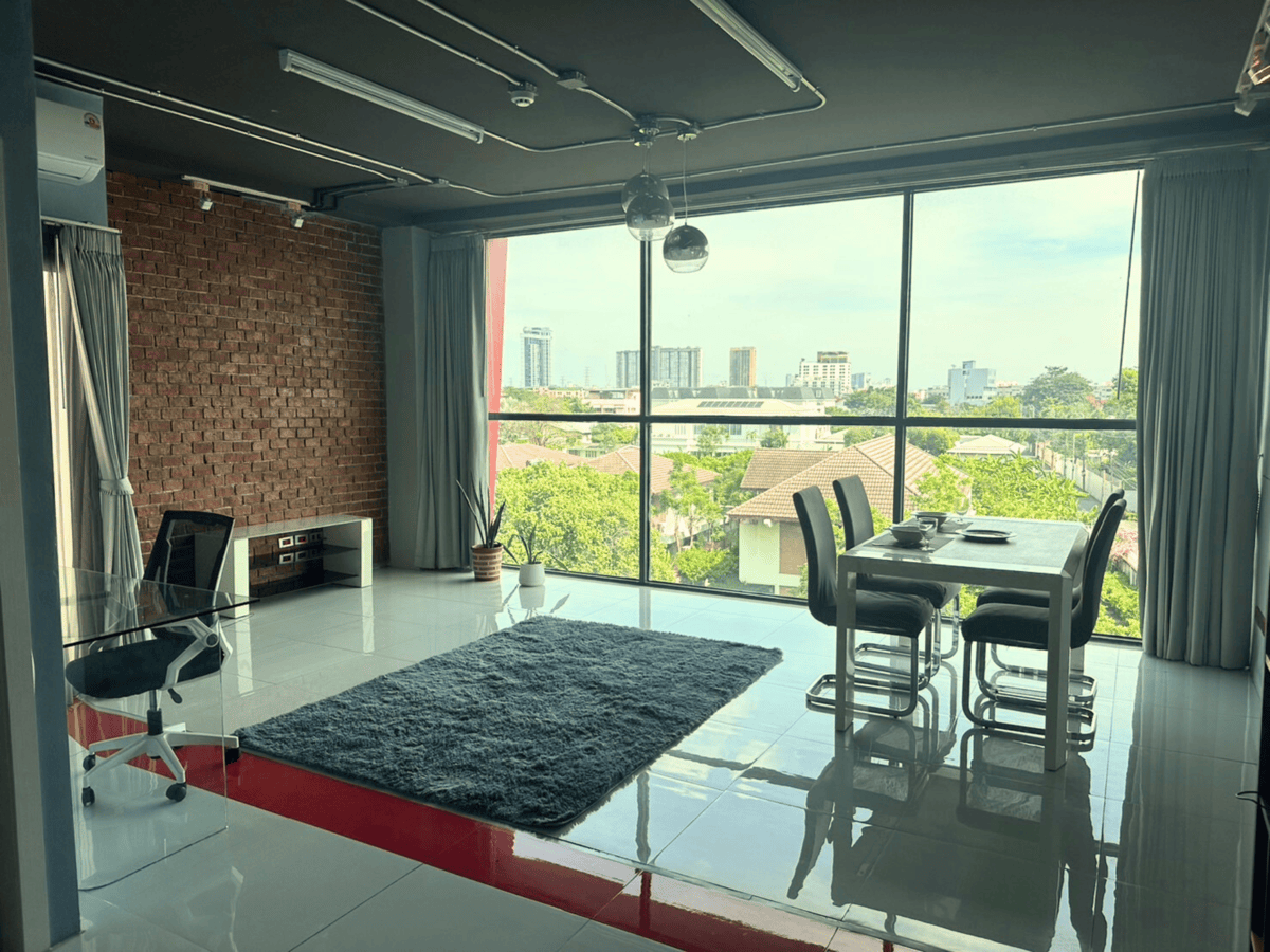 ขายตึก 5 ชั้น ซอยสุขุมวิท 63 (เอกมัย 22)